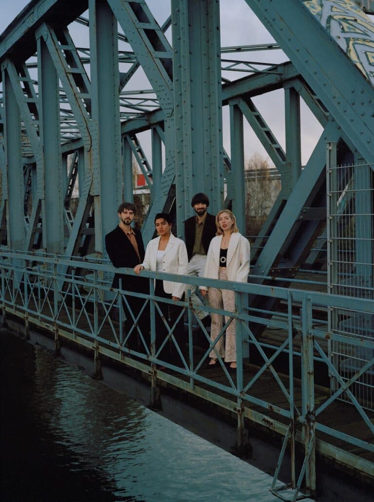 Photo du groupe DERYA YILDIRIM & GRUP ŞiMŞEK